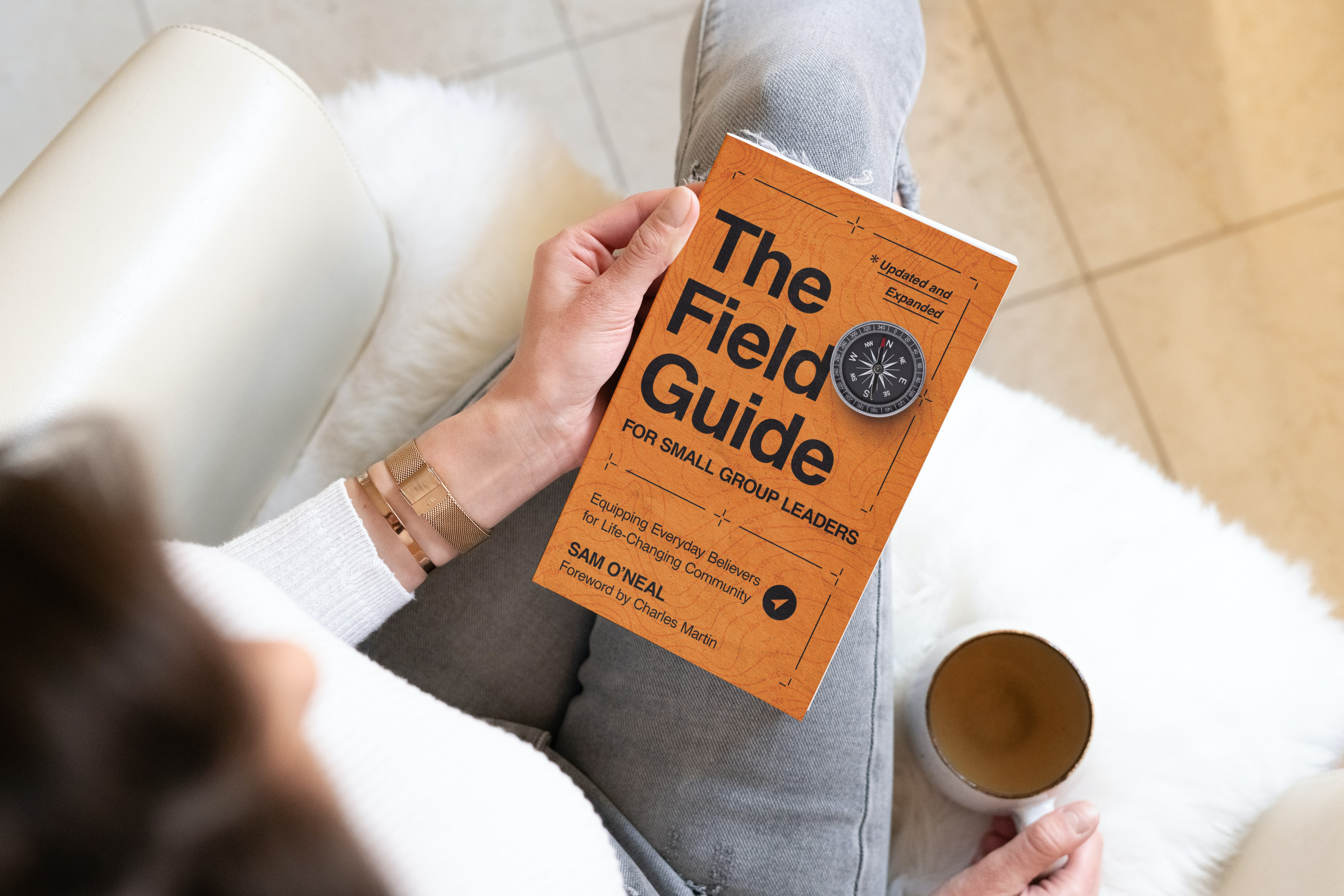 The Field Guide for Small Group Leaders: Equipping Everyday Believers for Life-Changing Community
