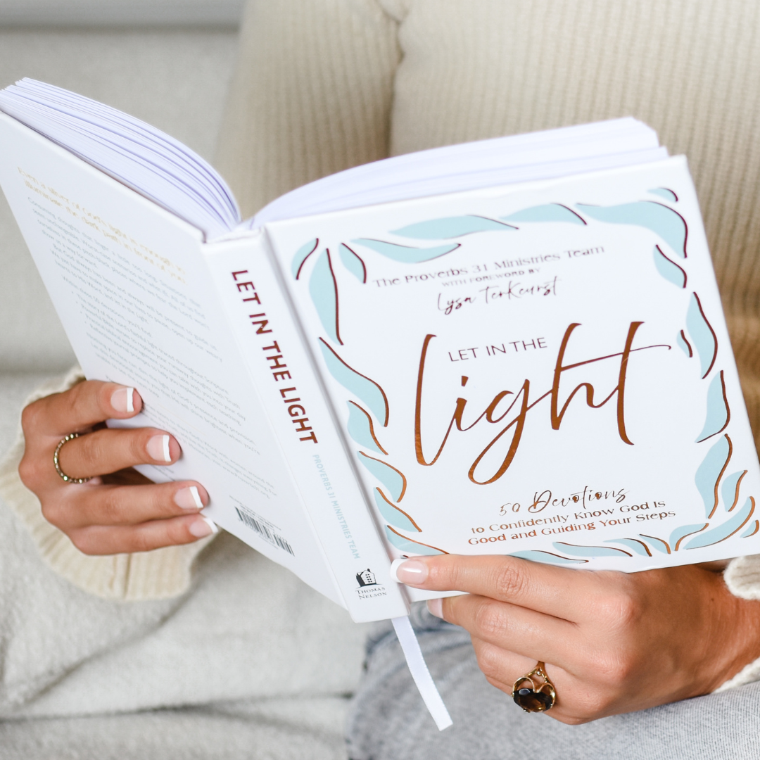 Let In the Light: 50 Devotions to Confidently Know God Is Good and Guiding Your Steps