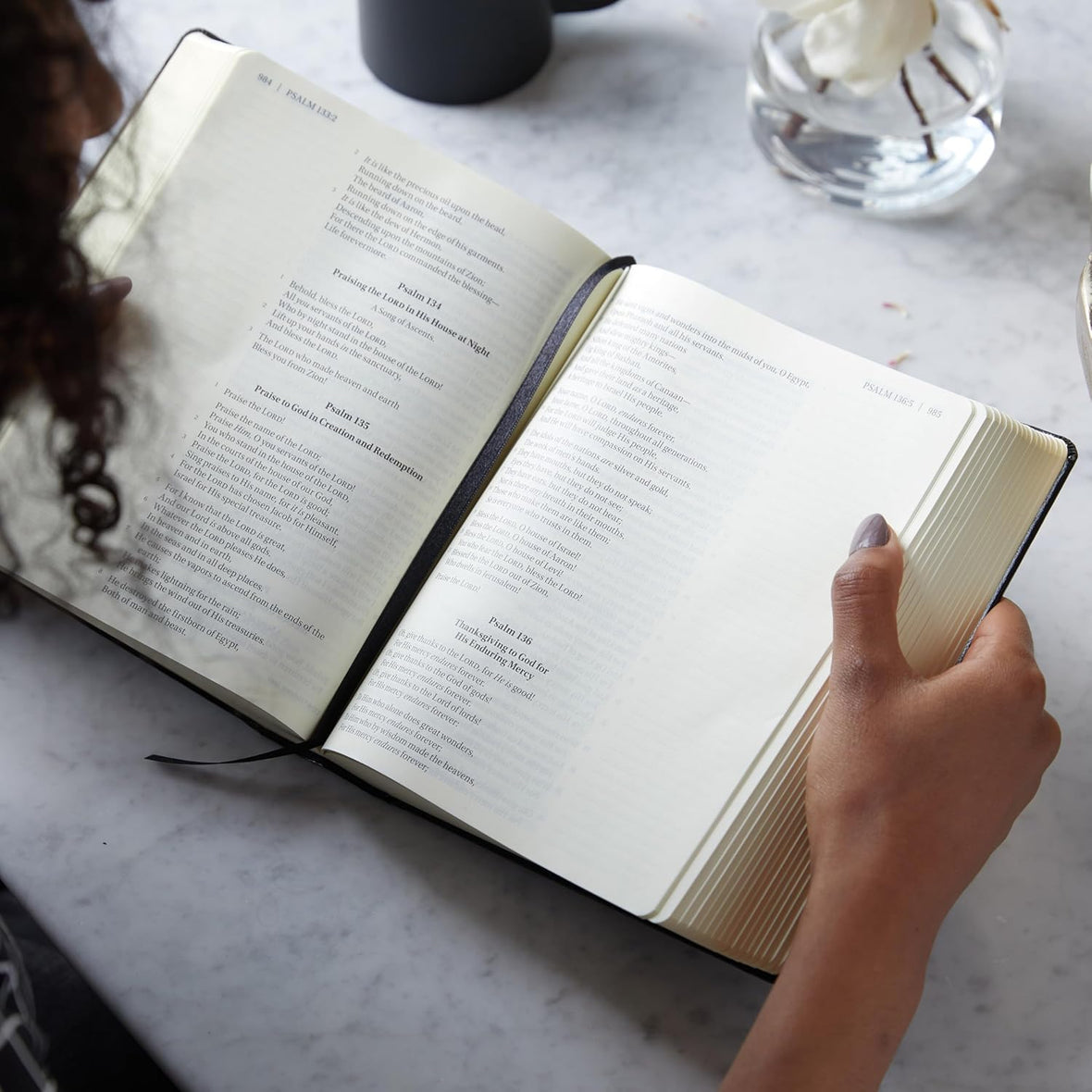 NKJV, Journal the Word Bible, Large Print, Red Letter Edition: Reflect, Journal, or Create Art Next to Your Favorite Verses