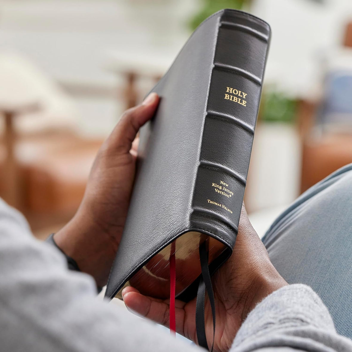 NKJV, Single-Column Reference Bible, Verse-by-verse, Red Letter, Comfort Print