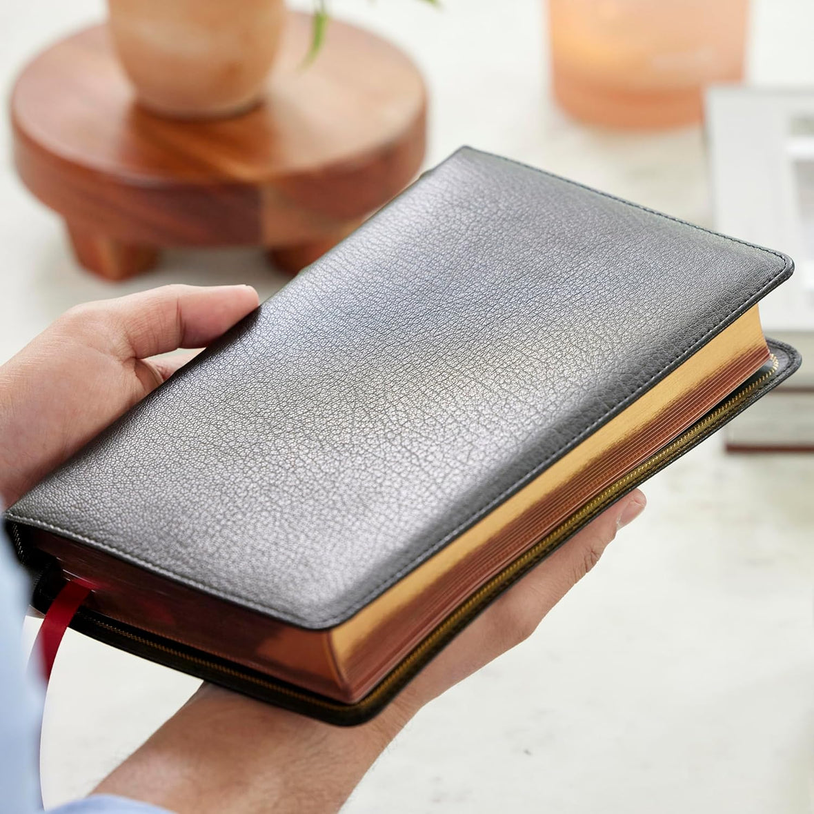 KJV, Sovereign Collection Bible, Personal Size, Red Letter Edition, Comfort Print