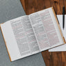 KJV, Pew Bible, Large Print, Red Letter Edition, Comfort Print: Holy Bible, King James Version