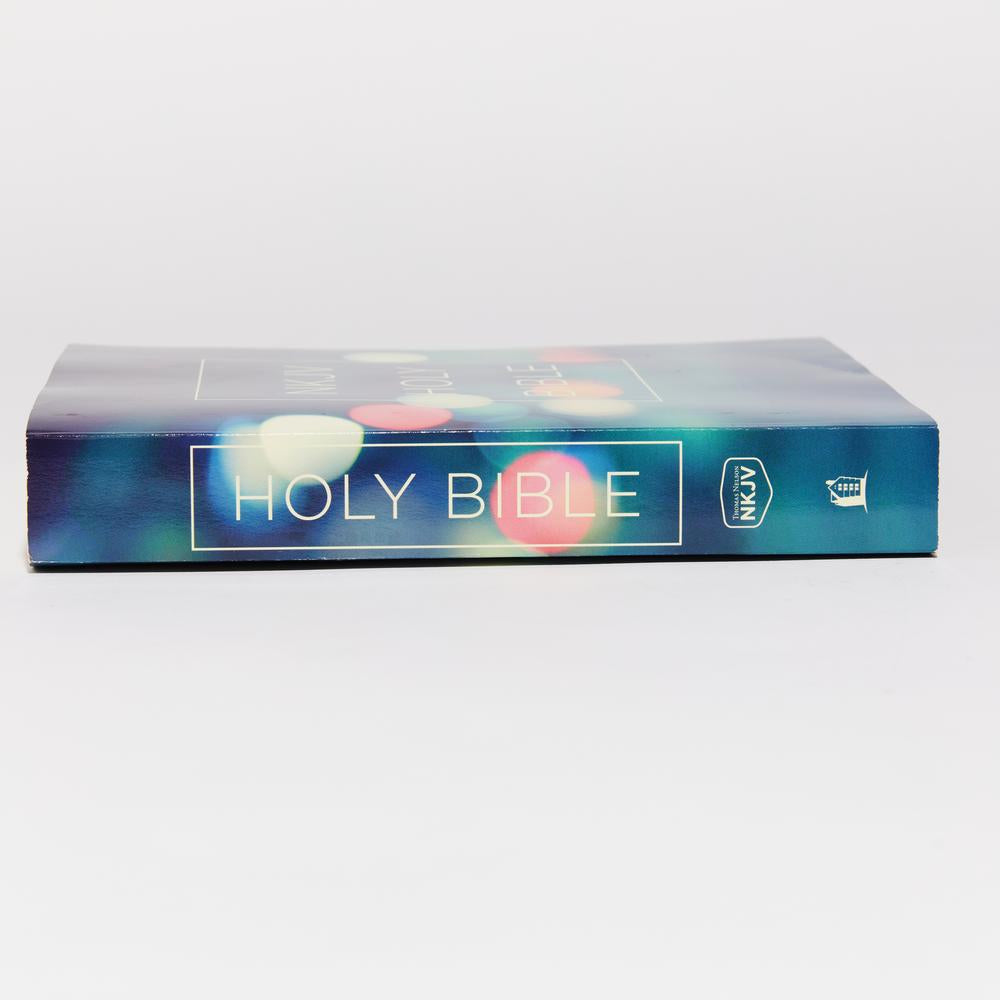 NKJV, Value Outreach Bible: Holy Bible, New King James Version Case of 28 Bundle (Urban Scenic)