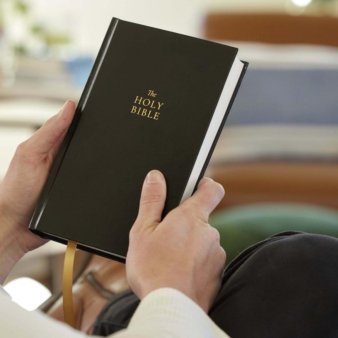 The Holy Bible King James Version 1611 Edition With Apocrypha – Hardcover, Christian Art Gifts