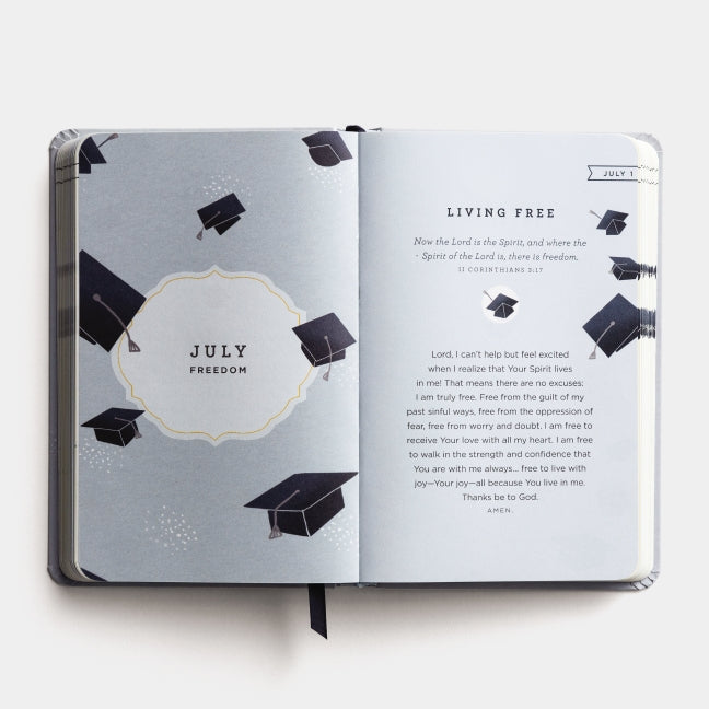 A Prayer a Day for Graduates: A Year of Wisdom and Guidance from God’s Word (A 365-Day Prayer Devotional) – The Perfect Christian Graduation Gift to Celebrate Your Grad
