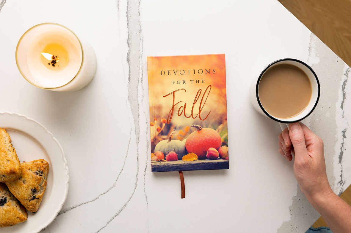 Devotions for the Fall: Celebrate the Harvest Season with Gratitude an ...