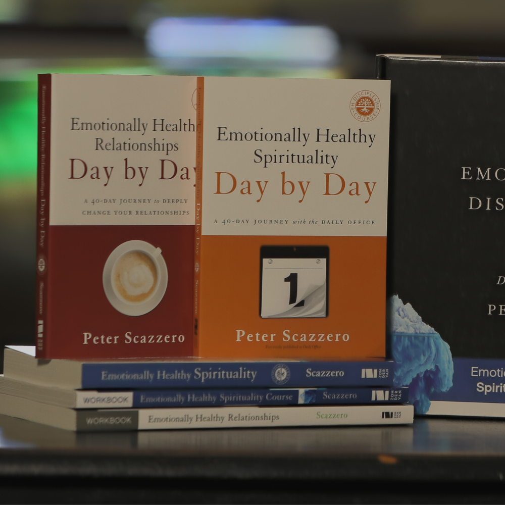 Emotionally Healthy Spirituality Day by Day: A 40-Day Journey with the Daily Office